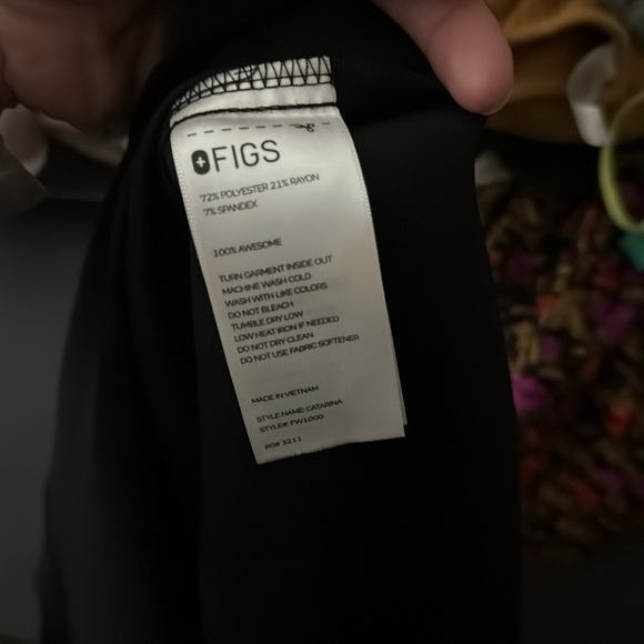 Figs black jogger scrubs size XS never worn - Picture 2 of 2